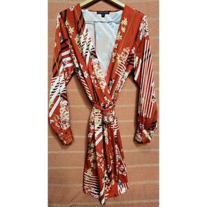 Boston Proper Sz L Red Wrap Long‎ Sleeve Tie Robe Satin Womans Sleep